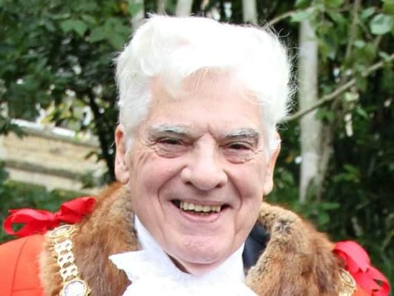 Coun Bernard Bateman, MBE