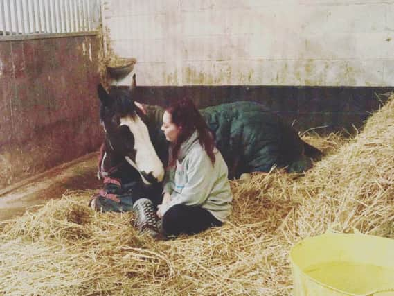 Francesca Maples nurses Kamara in the days following the burglary.