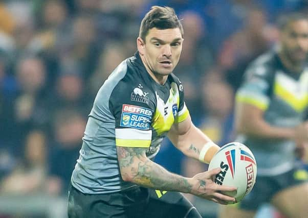 Danny Brough playing for Wakefield last season (Pic:SWpix)