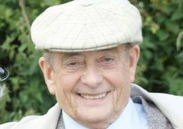 Actor Derek Fowlds played Sergeant Oscar Blaketon in Heartbeat.