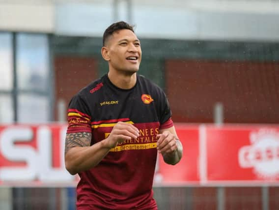 Israel Folau starts training with Catalans Dragons.