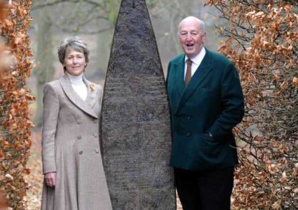 The Duke and Duchess of Devonshire with Queen 1988