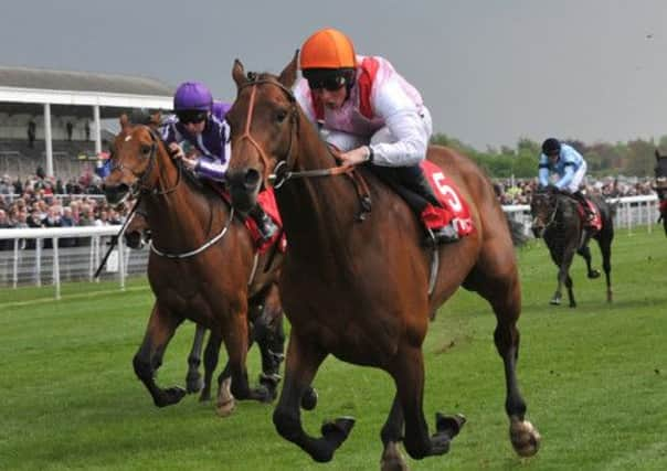 Libertarian ridden by William Buick