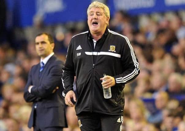 Hull City manager Steve Bruce (right)