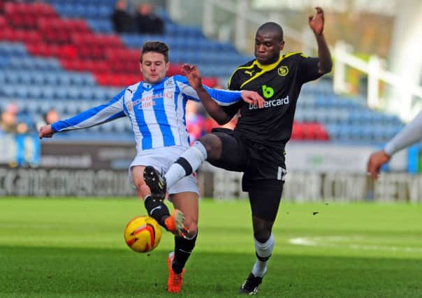 Oliver Norwood has left Huddersfield for Reading.