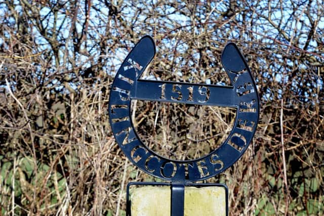 Date: 10th March 2015. Picture James Hardisty, (JH1007/58c) The starting post of the Kiplingcotes Derby, widely accepted to be the oldest annual horse race in the English dating back to 1519.