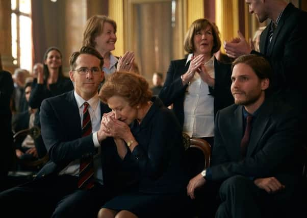 Helen Mirren and Ryan Gosling in Woman in Gold.