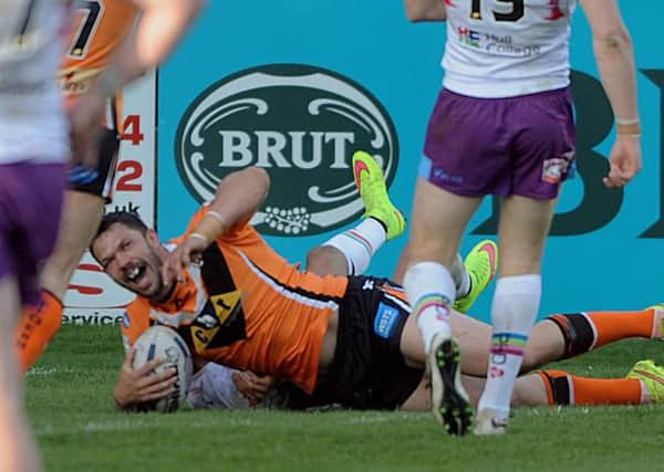 Castleford's Frankie Mariano scores