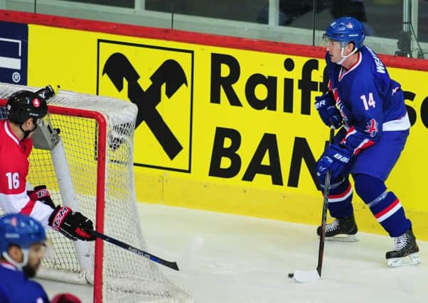 GB's Jonathan Weaver. Picture: Colin Lawson.