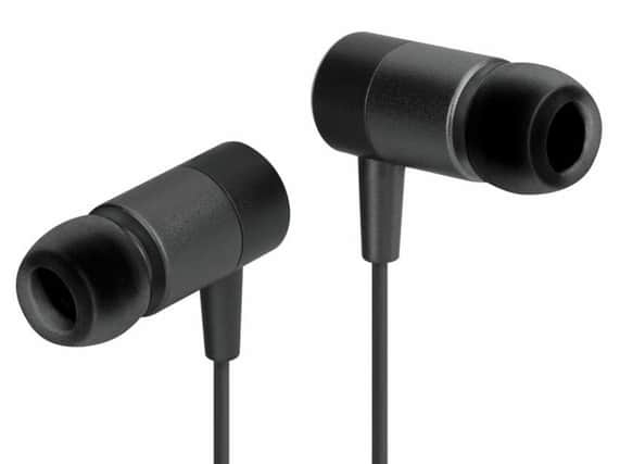 Xqisit iE200 Bluetooth in-earphones