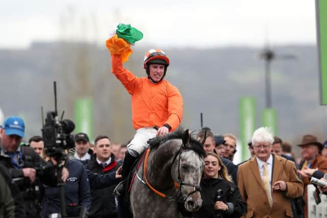 Jockey Jack Kennedy on board Labaik