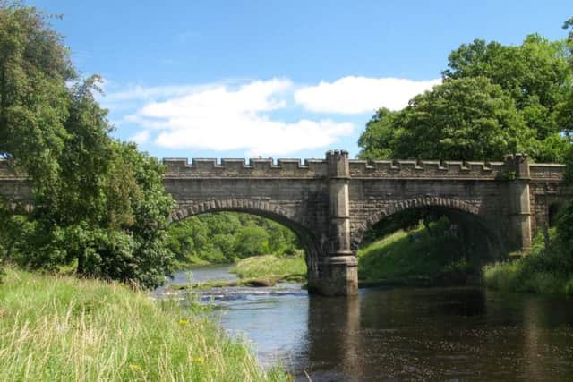 Weekend Walk Simon's Seat from Barden Bridge


Barden Aqueduct