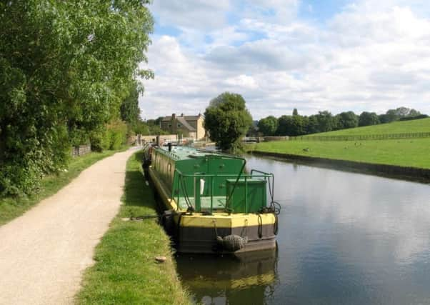 The Leeds-Liverpool Canal at Calverley