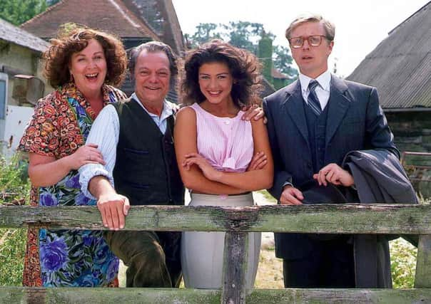 Pam Ferris, David Jason, Catherine Zeta Jones and Philip Franks in YTV's Darling Buds of May