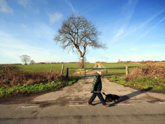 Plans to conduct shale gas exploration work in Marsh Lane will be examined at a public inquiry - but have been opposed by local councillors.