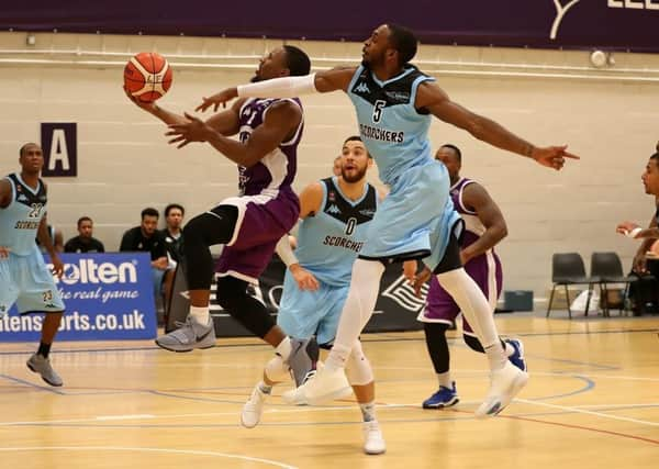 Tre Bennett in action against Surrey Scorchers.

Picture: Alex Daniels.