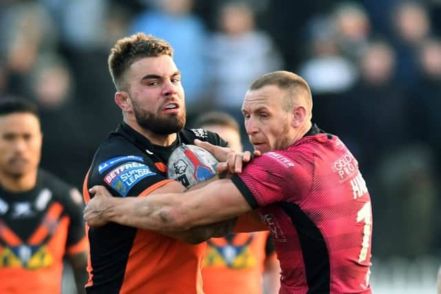 FRUSTRATION: Hull's Dean Hadley.
 Picture: Jonathan Gawthorpe.